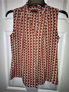 Tommy Hilfiger Sleeveless V Neck Button-Up Shirt, Brown Tan Red White pattern.
